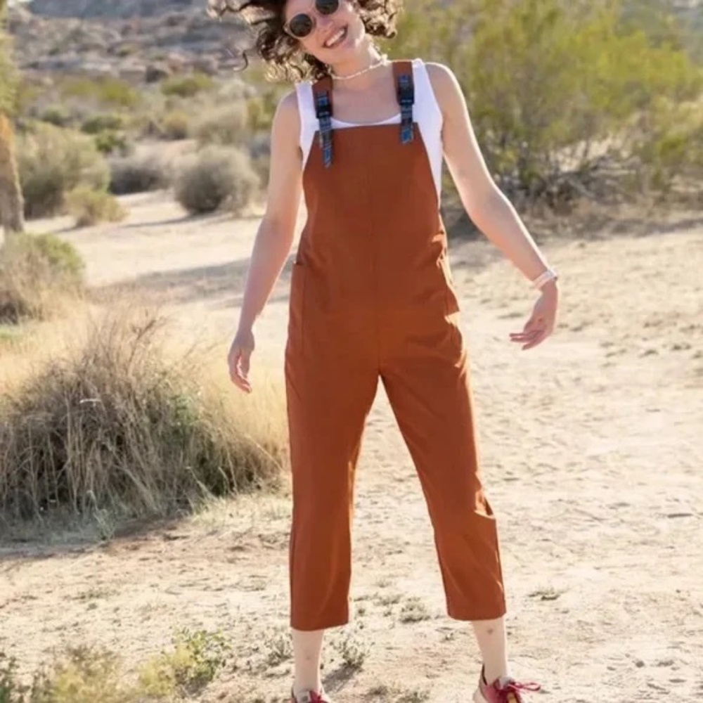 Kavu San Blas Overalls in Red Oak